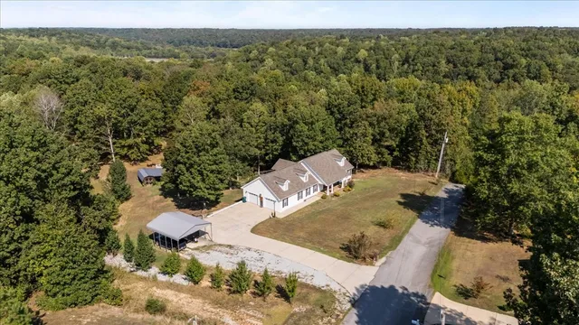$515,000 | 116 Stewart Lane, Waverly, TN 37185
