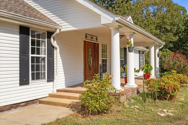 $515,000 | 116 Stewart Lane, Waverly, TN 37185