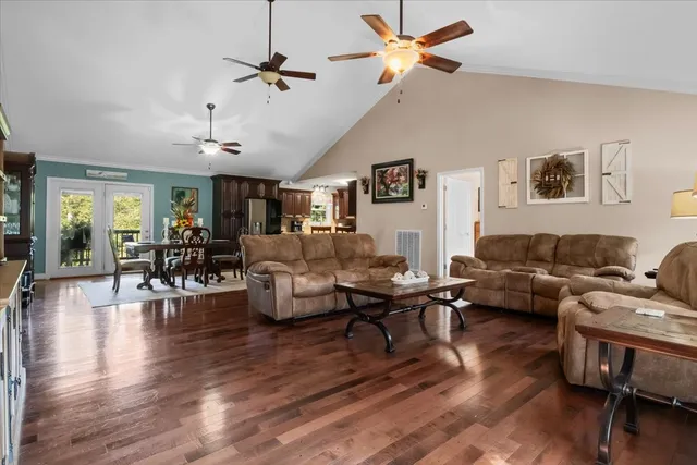 $515,000 | 116 Stewart Lane, Waverly, TN 37185