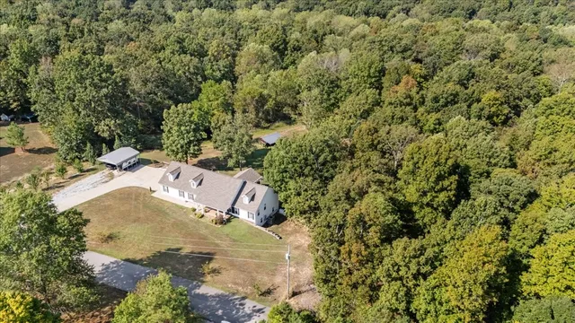 $515,000 | 116 Stewart Lane, Waverly, TN 37185