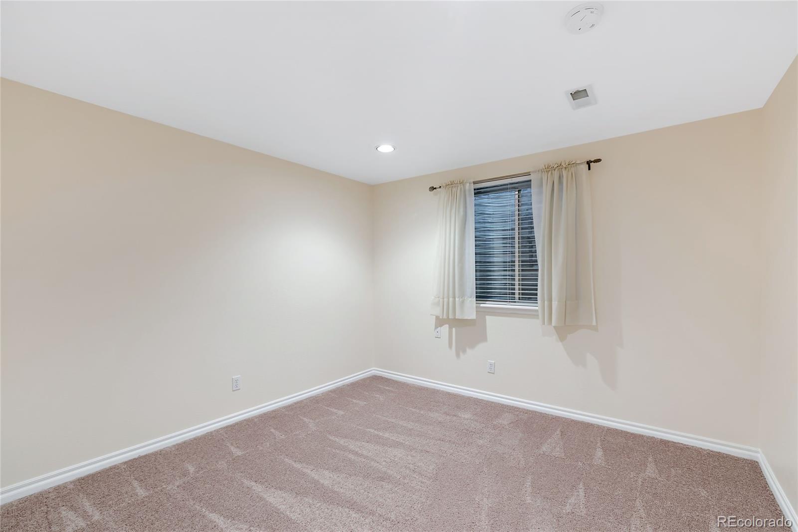 9815 Bathurst Way Highlands Ranch, CO 80130 - Photo 20 of 28 Gallery Image 20