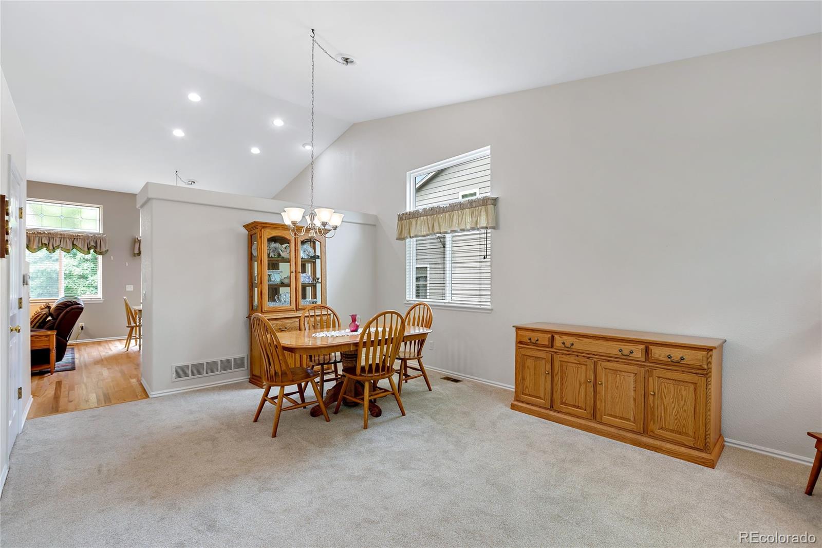 9815 Bathurst Way Highlands Ranch, CO 80130 - Photo 6 of 28 Gallery Image 6