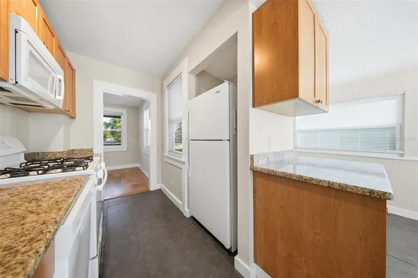 $325,000 | 2010 30th Avenue North, St. Petersburg, FL 33713