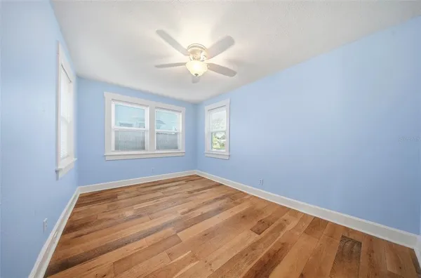 $325,000 | 2010 30th Avenue North, St. Petersburg, FL 33713