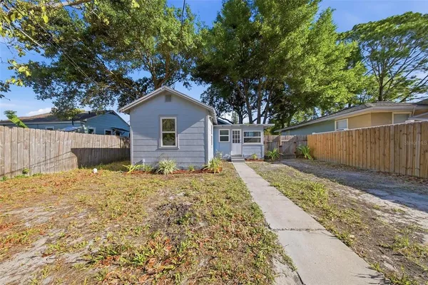 $325,000 | 2010 30th Avenue North, St. Petersburg, FL 33713