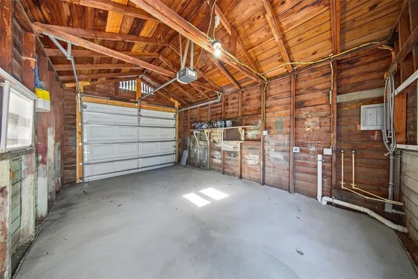 $325,000 | 2010 30th Avenue North, St. Petersburg, FL 33713