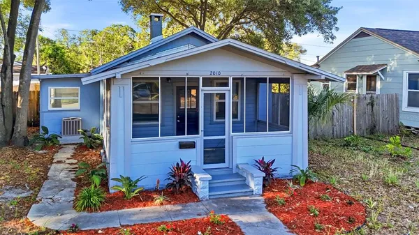 $325,000 | 2010 30th Avenue North, St. Petersburg, FL 33713