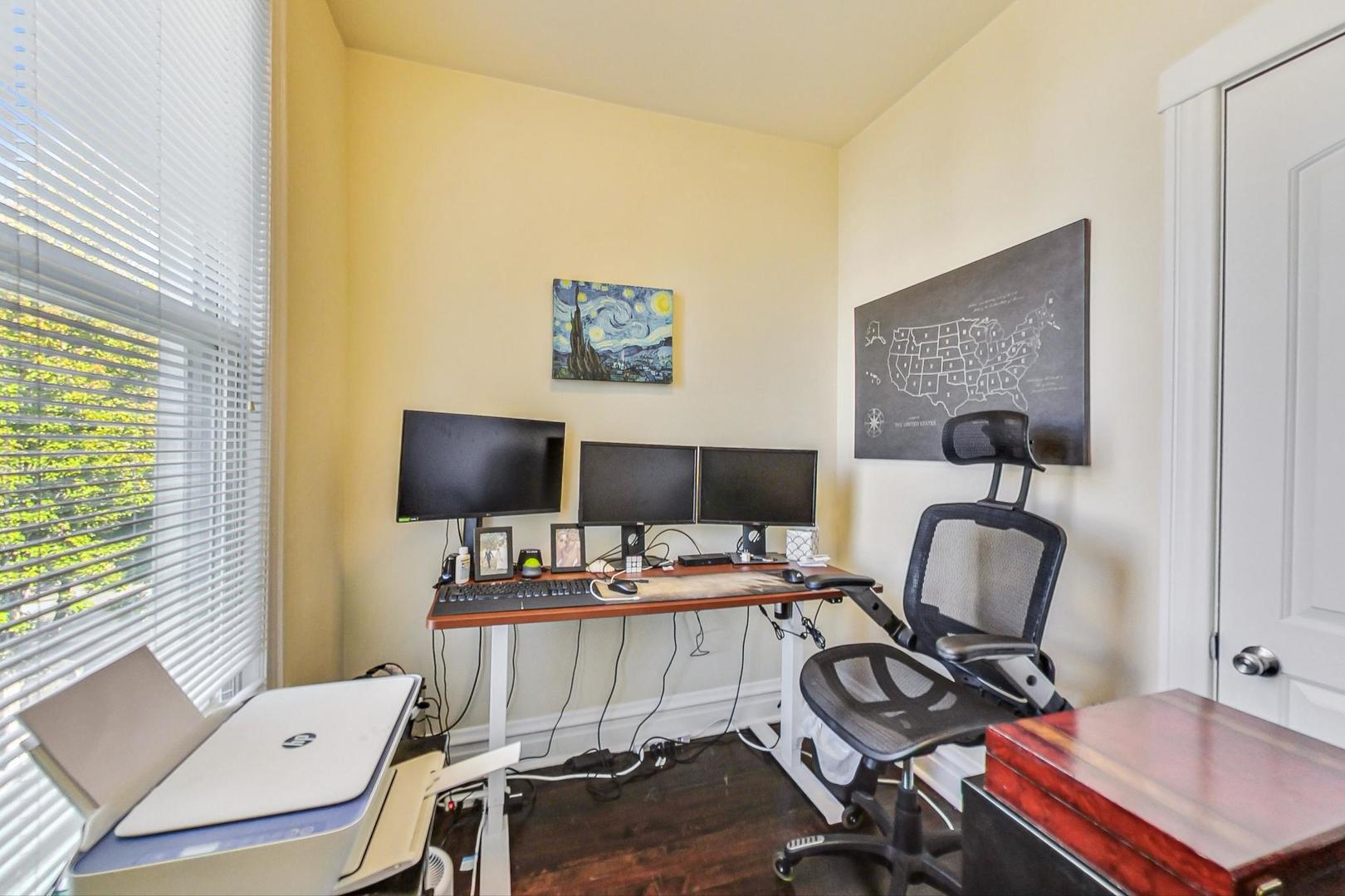 2707 North Ridgeway Avenue Chicago, IL 60647 - Photo 17 of 23 Gallery Image 17