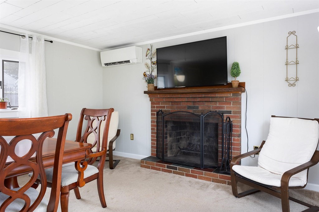 4 Robin Road Westborough, MA 01581 - Photo 14 of 26 Gallery Image 14
