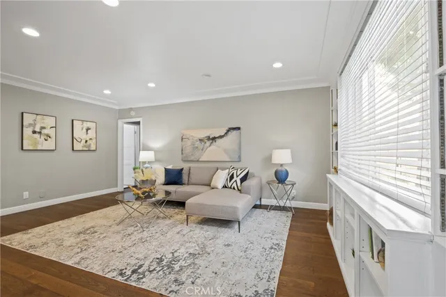 $1,249,900 | 2400 Quincy Avenue, Long Beach, CA 90815