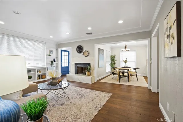 $1,249,900 | 2400 Quincy Avenue, Long Beach, CA 90815