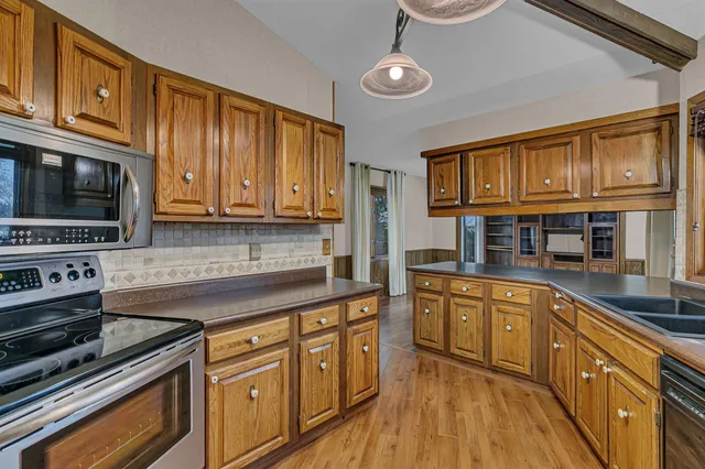 $284,900 | 1720 48th Avenue Northeast, Willmar, MN 56201