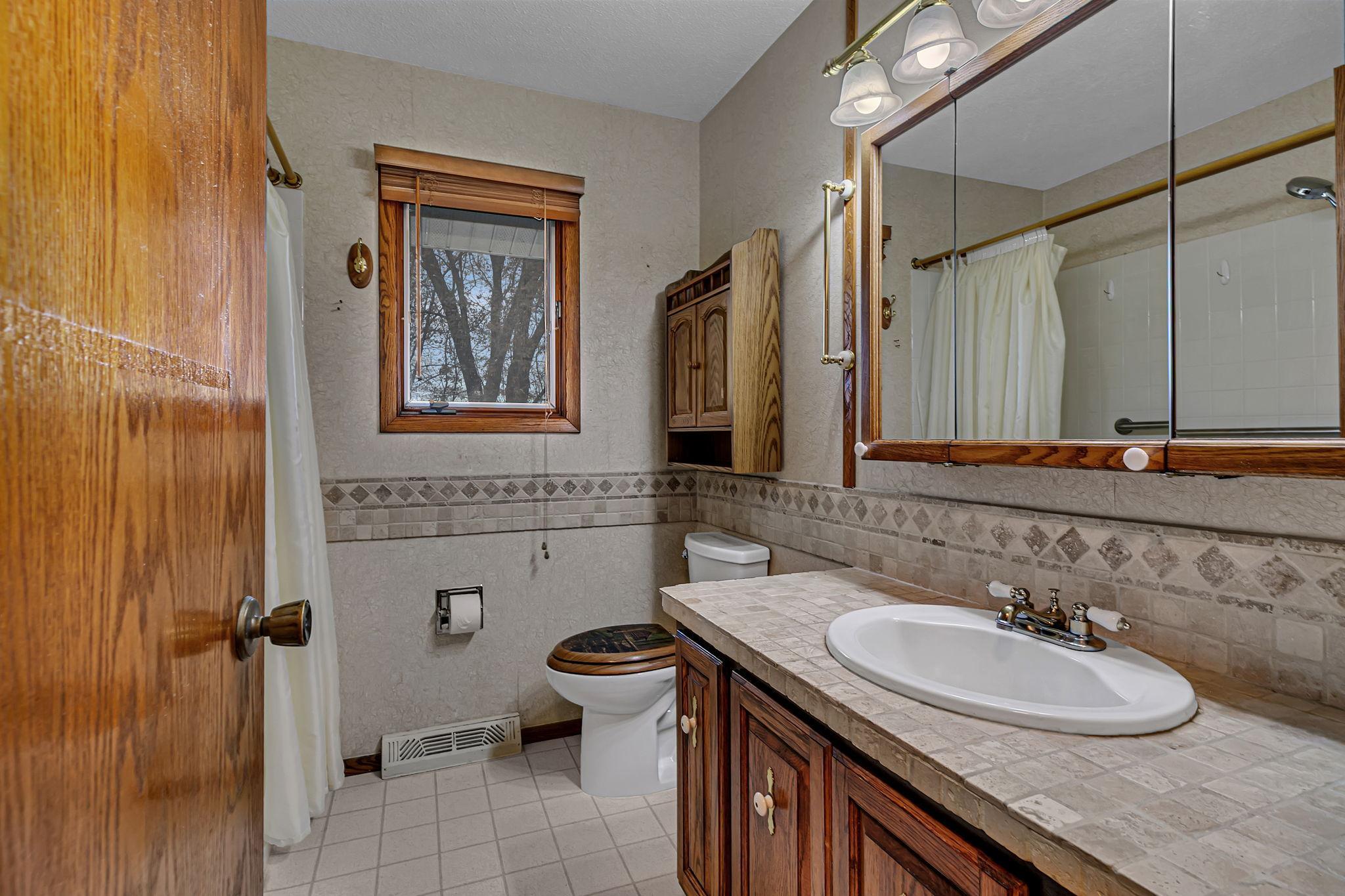 1720 48th Avenue Northeast Willmar, MN 56201 - Photo 19 of 37