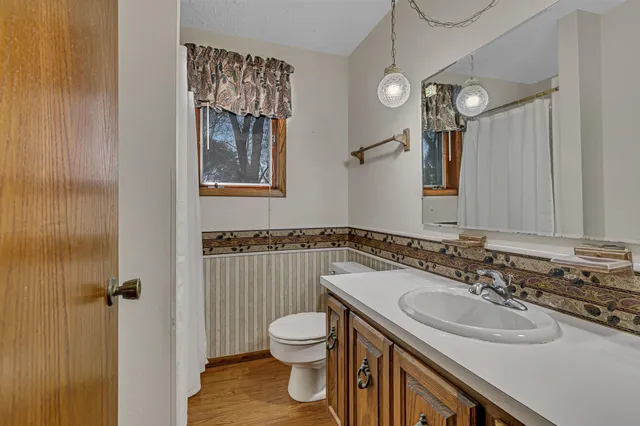 $284,900 | 1720 48th Avenue Northeast, Willmar, MN 56201