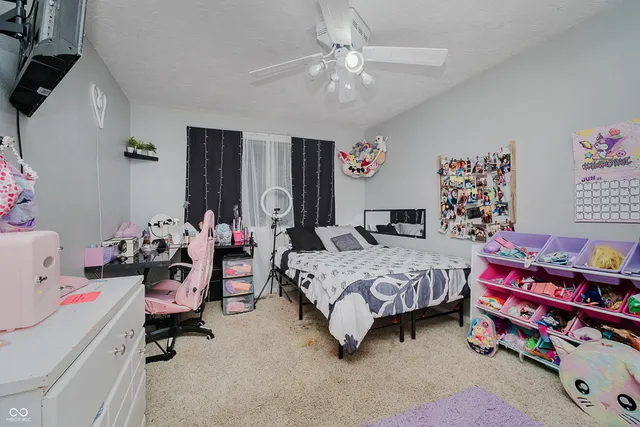 $425,000 | 2701 East 8th Street, Anderson, IN 46012