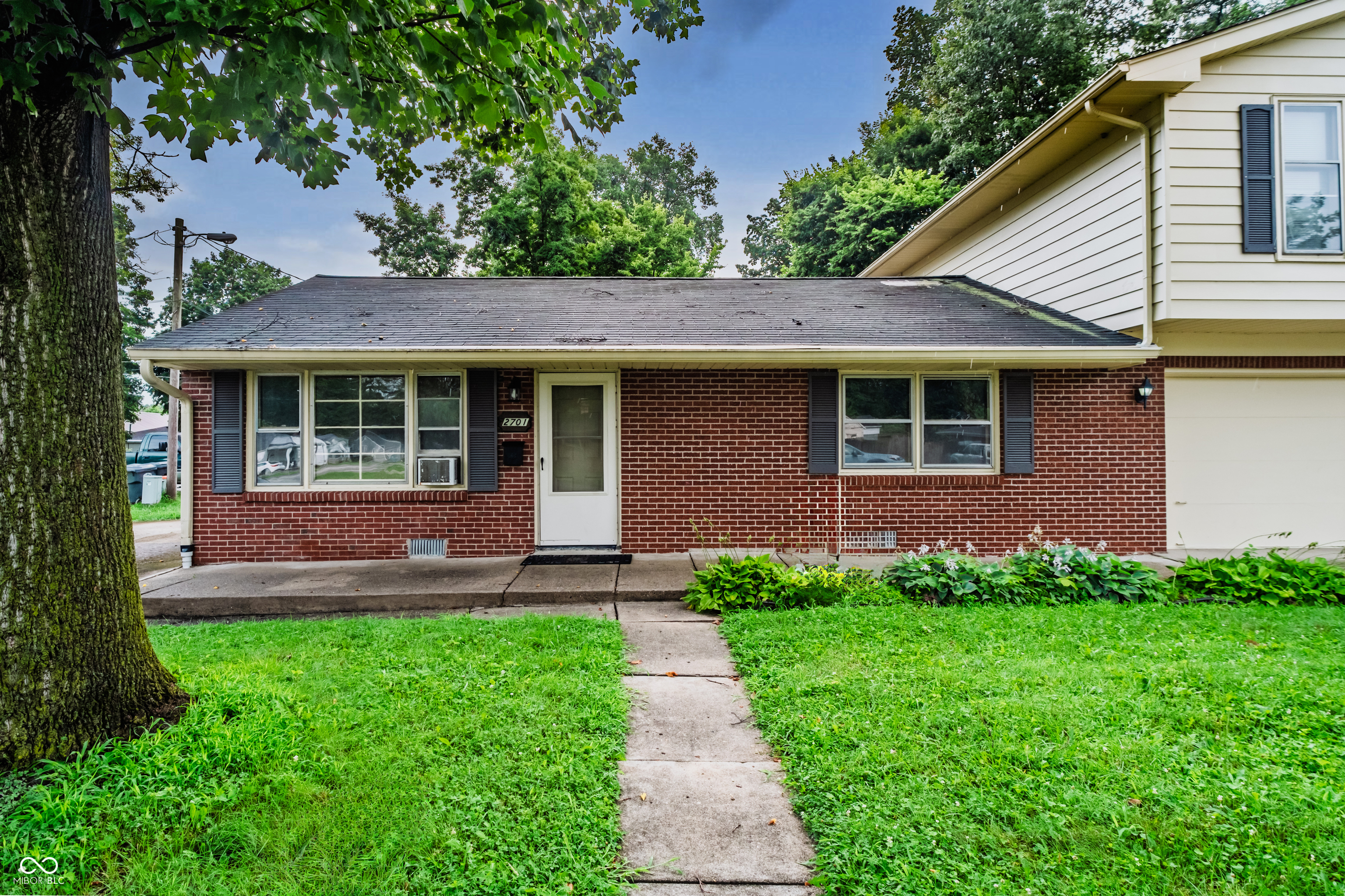 2701 East 8th Street Anderson, IN 46012 - Photo 3 of 40