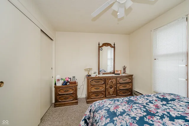 $425,000 | 2701 East 8th Street, Anderson, IN 46012