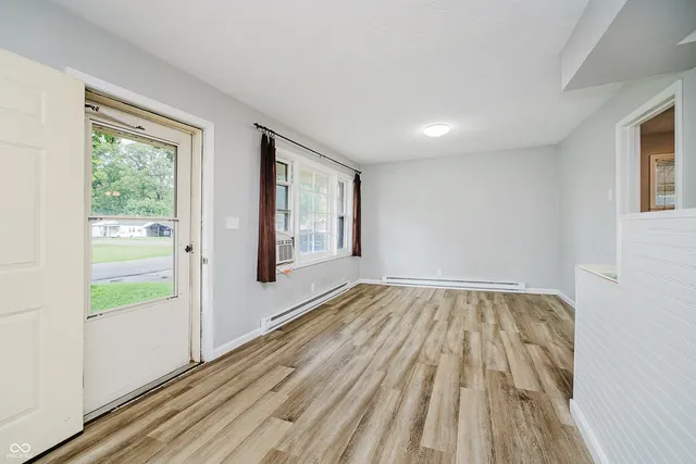 $425,000 | 2701 East 8th Street, Anderson, IN 46012