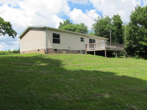 209 Webb Road West Bell Buckle, TN 37020 - Photo 2 of 12 Gallery Image 2