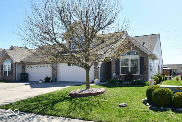 $339,900 | 3325 Eaton Mews Court, Greenwood, IN 46143
