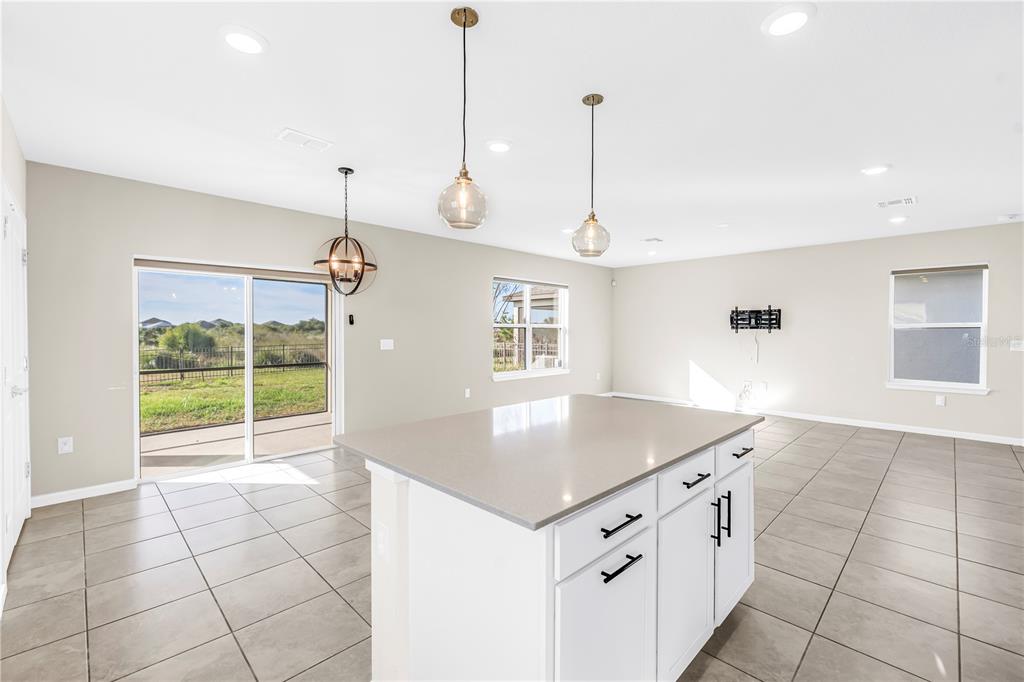 8527 Abalone Loop Palmetto, FL 34221 - Photo 12 of 44