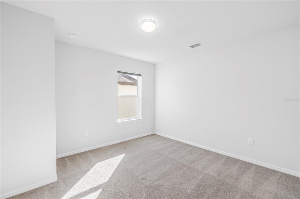 8527 Abalone Loop Palmetto, FL 34221 - Photo 16 of 44