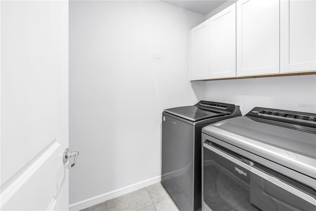 8527 Abalone Loop Palmetto, FL 34221 - Photo 21 of 44