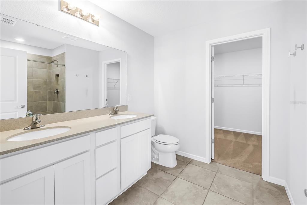 8527 Abalone Loop Palmetto, FL 34221 - Photo 24 of 44