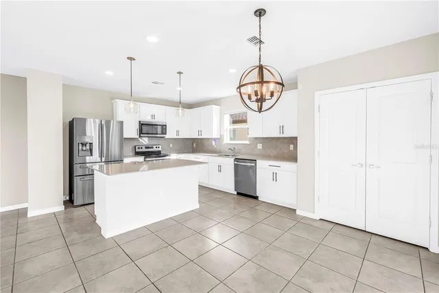 $3,200 | 8527 Abalone Loop, Palmetto, FL 34221