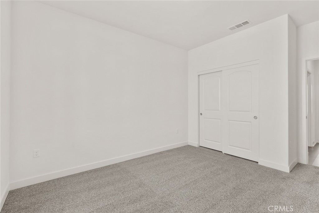 14773 Indigo Street Apple Valley, CA 92307 - Photo 4 of 5