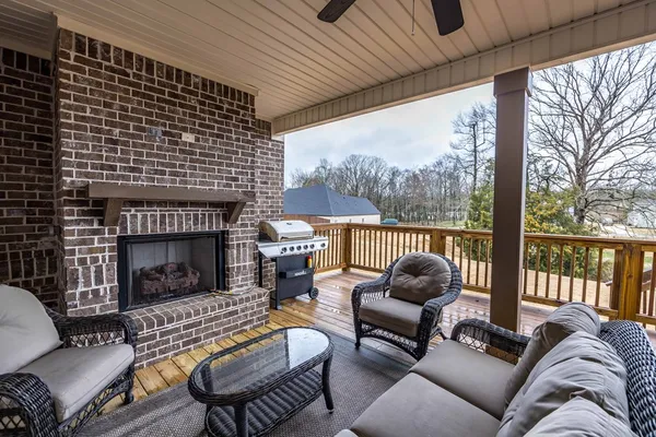 $589,900 | 2812 Rainmaker Run Drive, Auburn, AL 36832