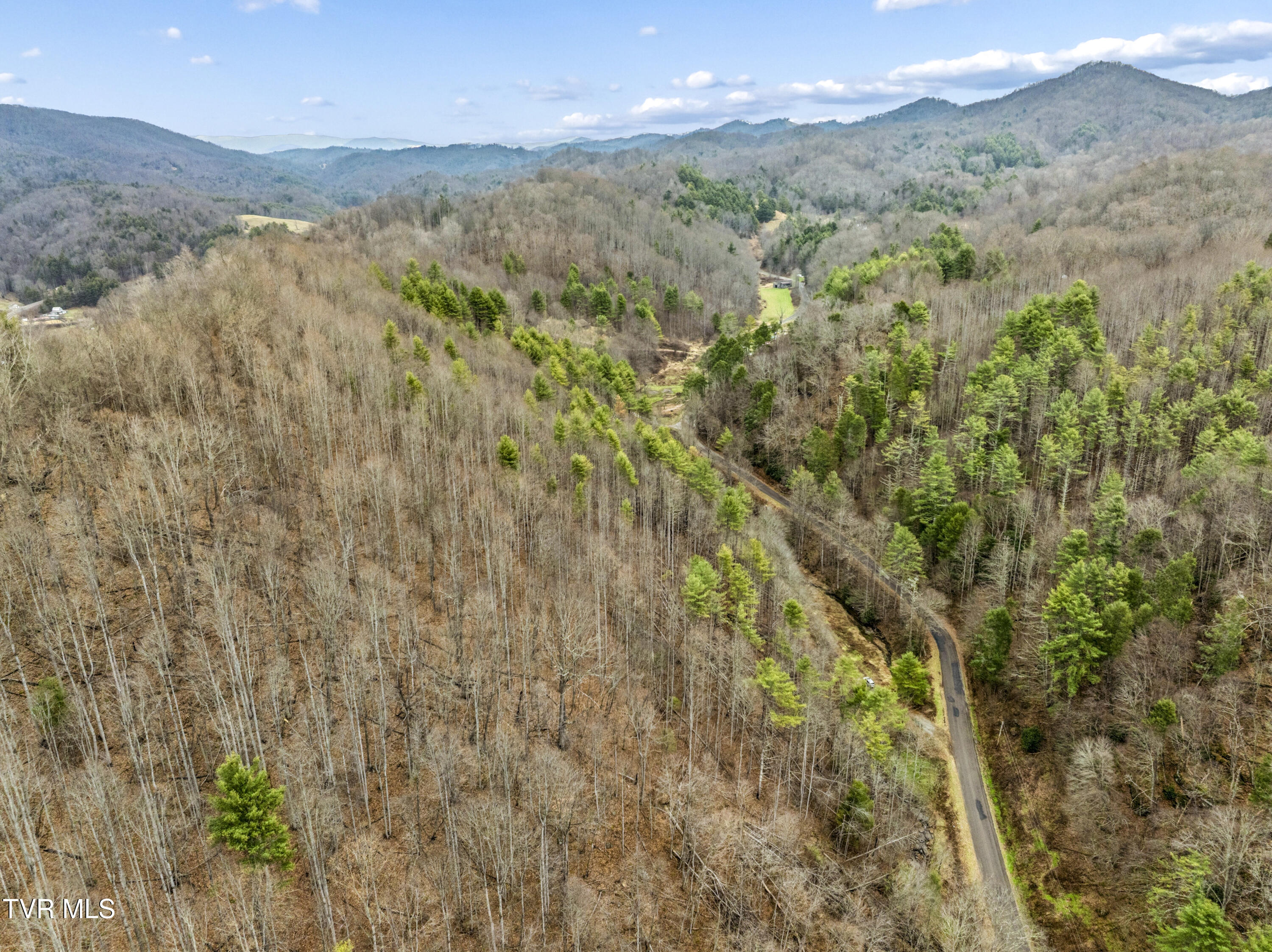 Tbd Stage Road Mountain City, TN 37683 - Photo 13 of 27 TBDStageRd-Aerials-7