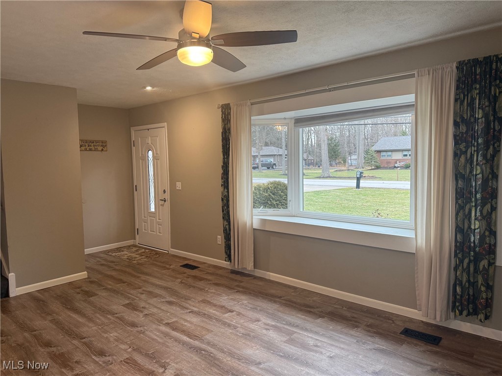 5998 Collins Road Mentor, OH 44060 - Photo 2 of 38 Gallery Image 2