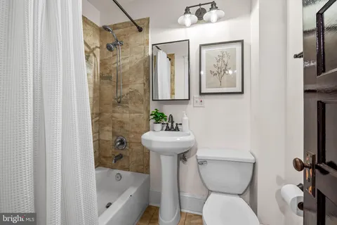 $448,000 | 1435 Hull Street, Baltimore, MD 21230