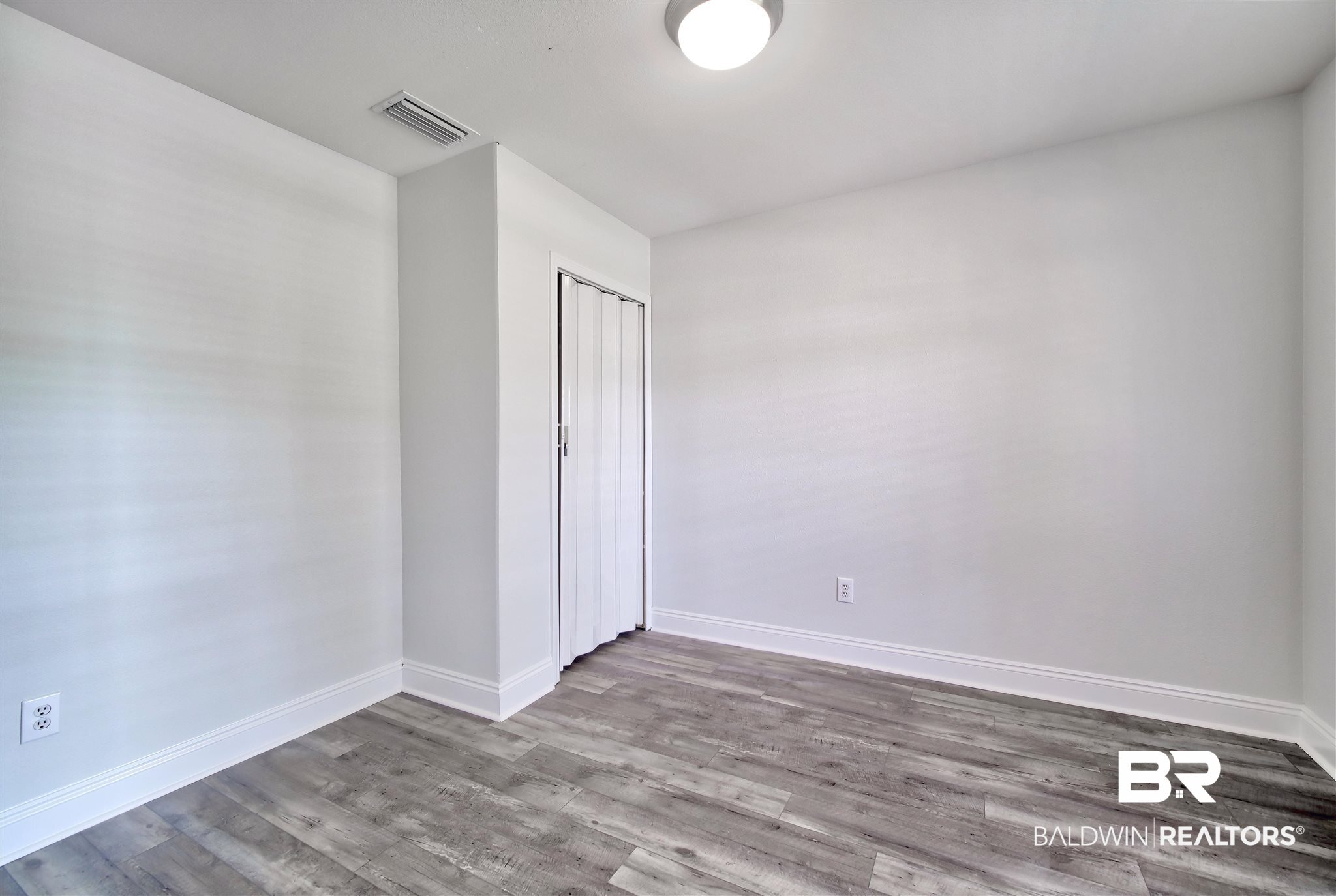 573 Vestige Mews Foley, AL 36535 - Photo 8 of 29 Front Bedroom
