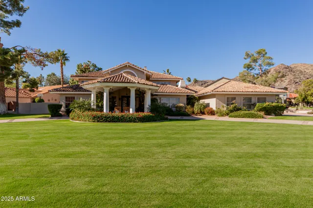 $1,678,000 | 11820 South Warpaint Drive, Phoenix, AZ 85044