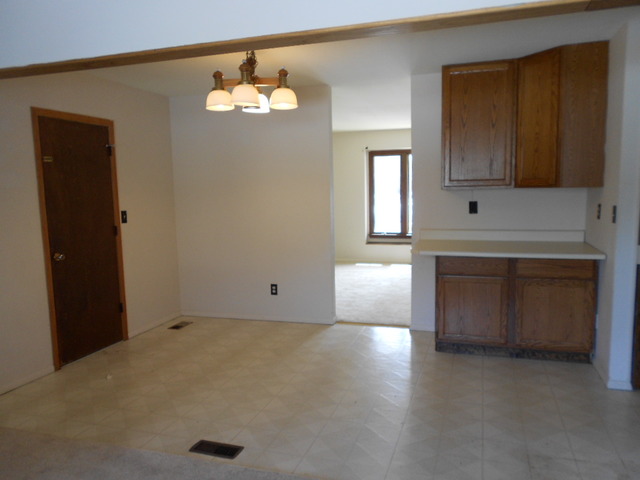 15 Old Post Road Montgomery, IL 60538 - Photo 7 of 14