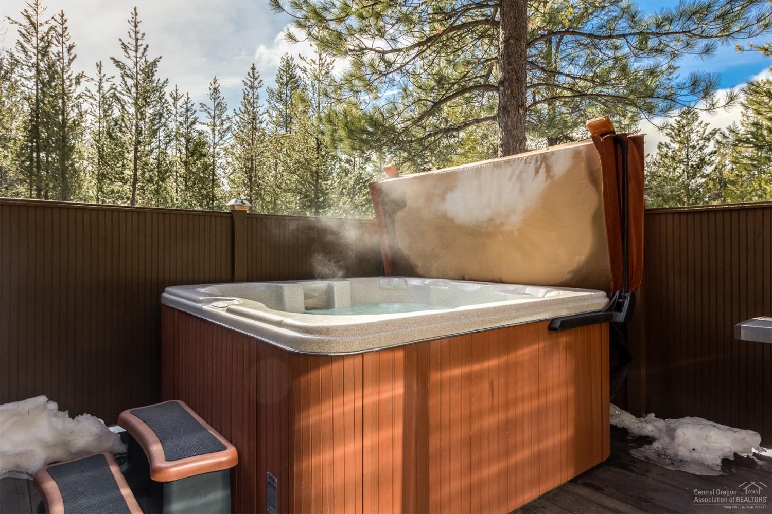 57389 Overlook Road Sunriver, OR 97707 - Photo 15 of 16 Gallery Image 15