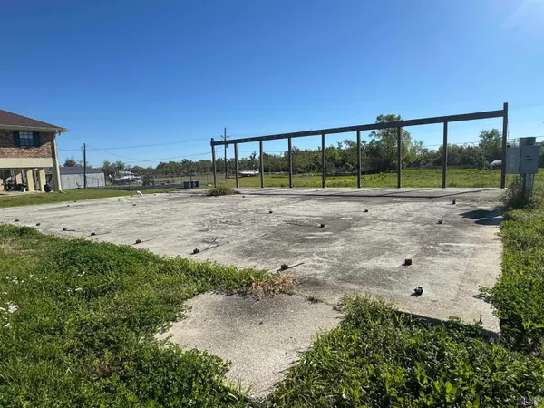 $65,000 | 1447 Bayou Dularge Road, Theriot, LA 70397