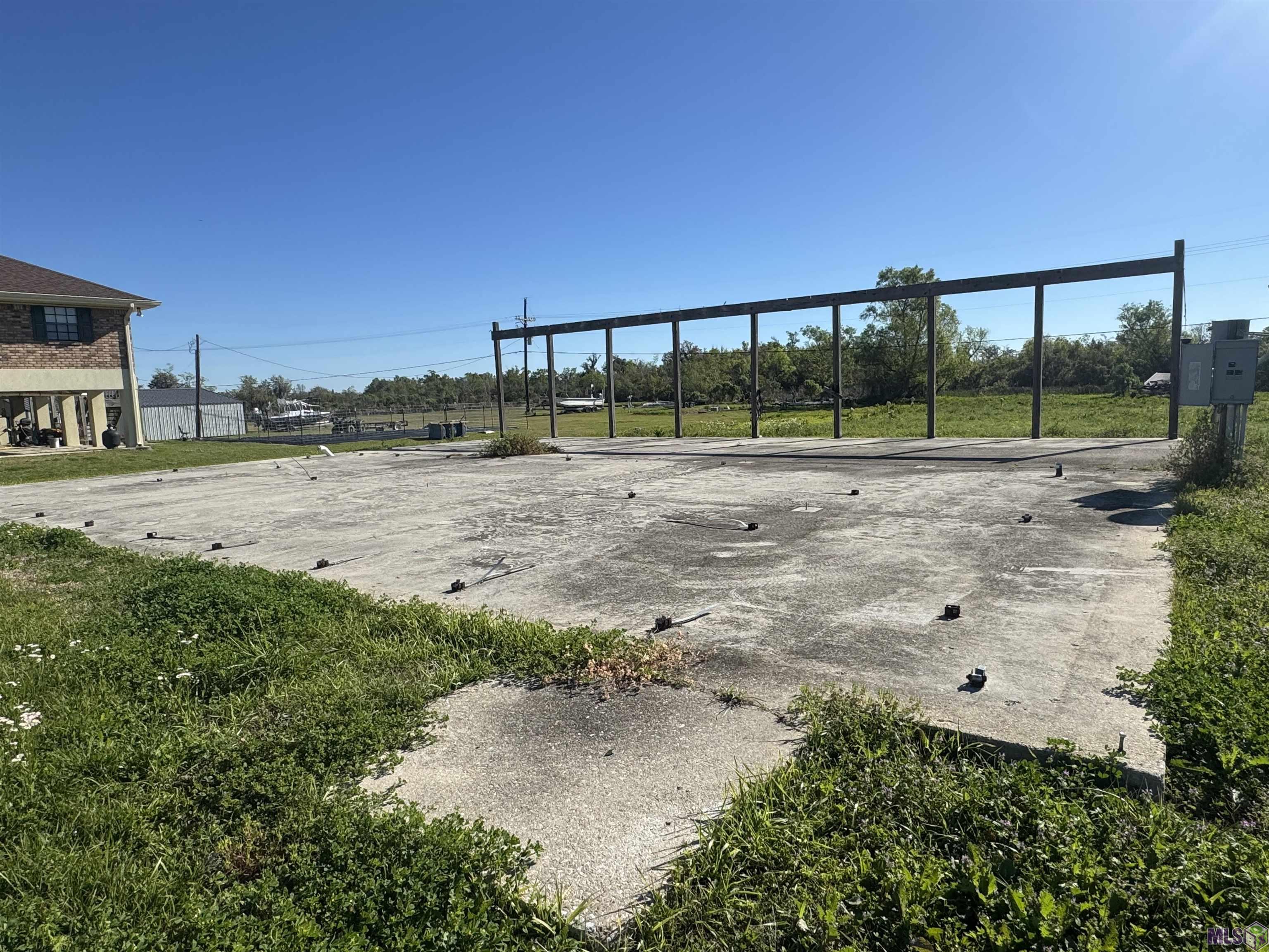 1447 Bayou Dularge Road Theriot, LA 70397 - Photo 2 of 5