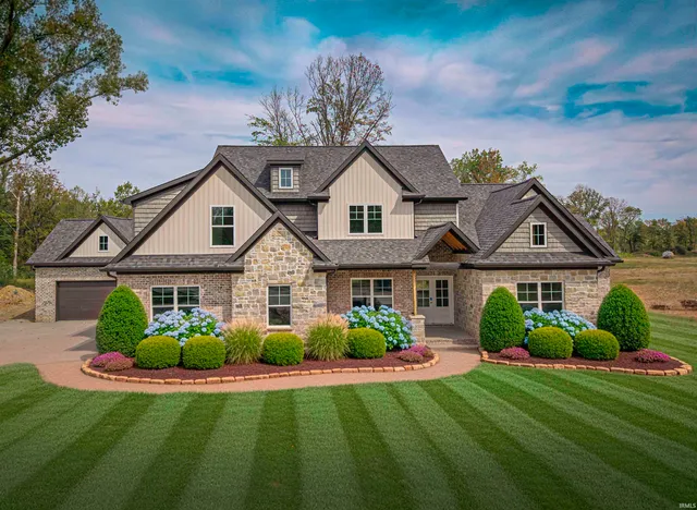 $1,085,000 | 4092 Cottonwood Drive, Boonville, IN 47601
