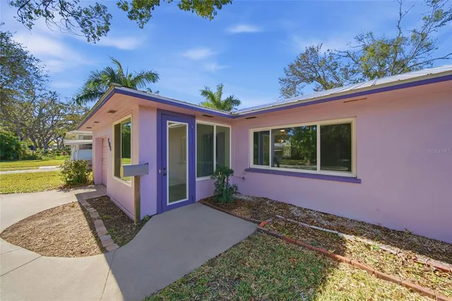$475,000 | 204 22nd Street West, Bradenton, FL 34205