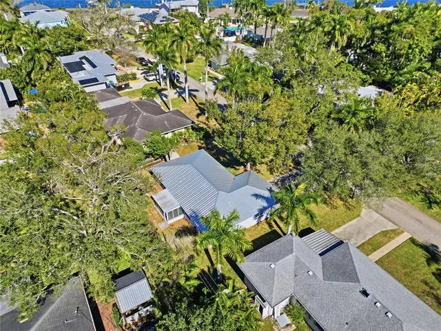 $475,000 | 204 22nd Street West, Bradenton, FL 34205