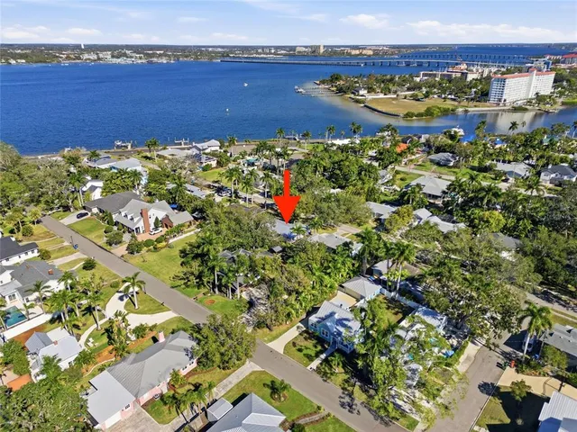 $475,000 | 204 22nd Street West, Bradenton, FL 34205