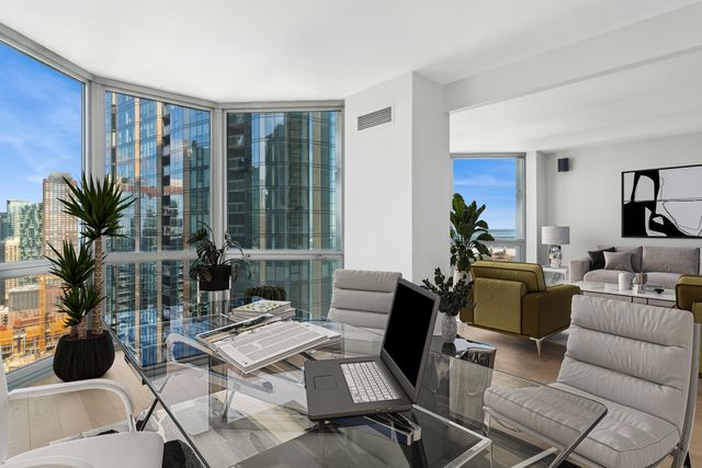$538,000 | 195 North Harbor Drive, Unit 3808, Chicago, IL 60601