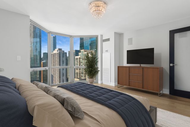 $538,000 | 195 North Harbor Drive, Unit 3808, Chicago, IL 60601