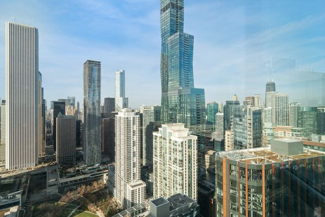 $538,000 | 195 North Harbor Drive, Unit 3808, Chicago, IL 60601