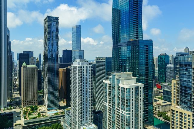 $538,000 | 195 North Harbor Drive, Unit 3808, Chicago, IL 60601