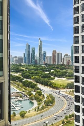 $538,000 | 195 North Harbor Drive, Unit 3808, Chicago, IL 60601