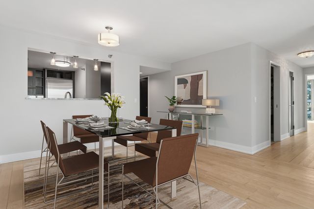 $538,000 | 195 North Harbor Drive, Unit 3808, Chicago, IL 60601